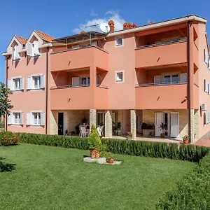 Family Friendly With A Swimming Pool Nevidjane, Pasman - 18054 Apartman Nevidane