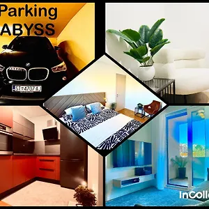 Abyss New Lux Near With Private Garage Apartman Split